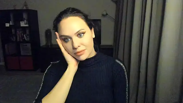 MollyCheiz online show from 01/10/25, 05:13