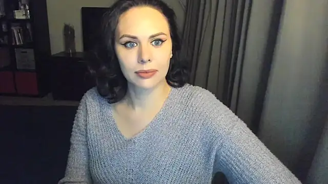 MollyCheiz online show from 03/18/25, 11:20