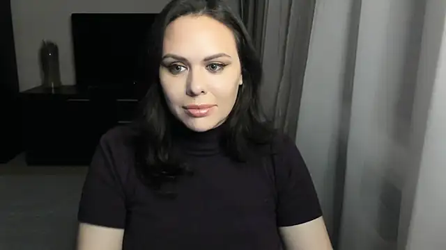 MollyCheiz online show from 11/14/25, 03:22