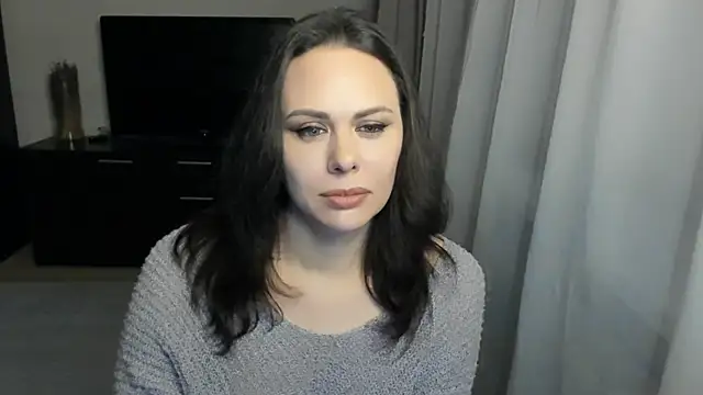 MollyCheiz online show from 11/27/25, 01:46