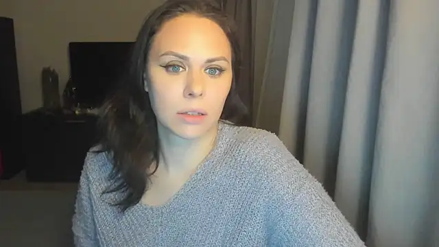 MollyCheiz online show from 01/14/26, 04:34