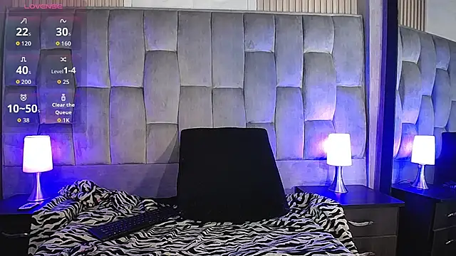 honney dark online show from 11/11/25, 03:50