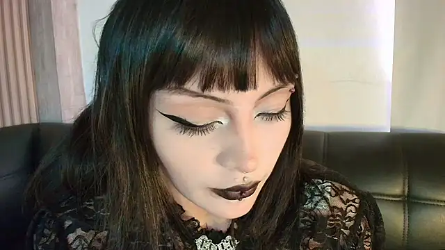 Snapshot of honney_dark chatting on 05/12/26, 01:52 honney dark online show from 05/12/26, 01:52