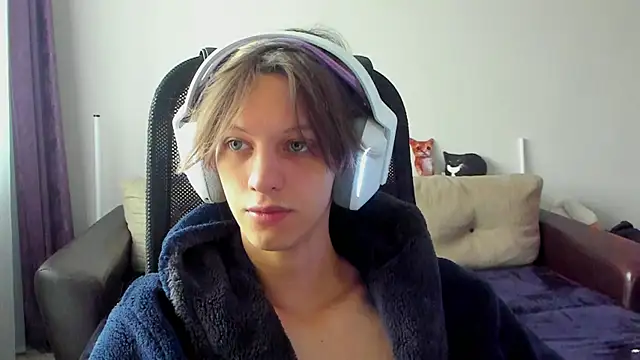 Snapshot of Ostin_meow chatting on 11/05/25, 07:41 Ostin meow online show from 11/05/25, 07:41