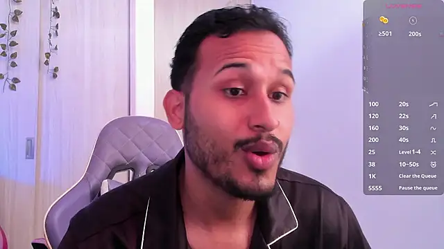 Raf brunette online show from 02/13/26, 12:45