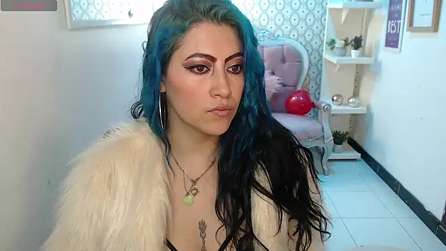 Snapshot of scarleth_blue chatting on 02/19/25, 03:06 scarleth blue online show from 02/19/25, 03:06