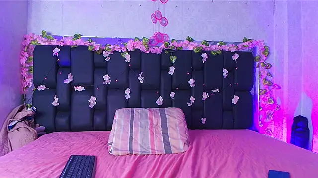 Snapshot of canela_oss chatting on 09/14/25, 11:53 canela oss online show from 09/14/25, 11:53