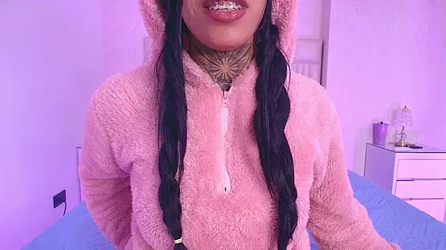 canela oss online show from 11/10/25, 11:53