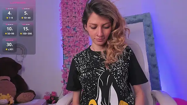 Snapshot of summer_sweet_ chatting on 12/15/24, 04:07 summer sweet online show from 12/15/24, 04:07