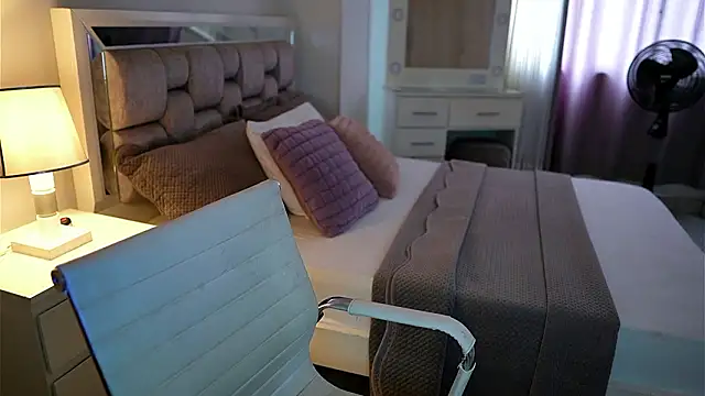 Camilaa bueno online show from 02/07/26, 05:49