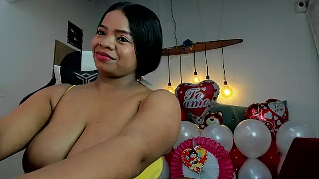 Any topless online show from 02/08/25, 03:10