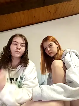 ella grays online show from 02/02/25, 04:54