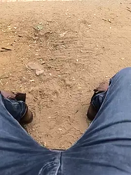 Snapshot of faaseel chatting on 02/16/25, 10:43 faaseel online show from 02/16/25, 10:43