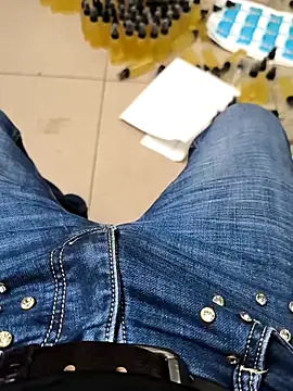 Snapshot of faaseel chatting on 09/25/25, 08:40 faaseel online show from 09/25/25, 08:40