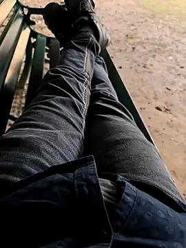 Snapshot of faaseel chatting on 10/09/25, 08:56 faaseel online show from 10/09/25, 08:56