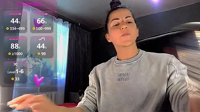 Snapshot of Aria_Dl chatting on 03/21/25, 11:22 Aria Dl online show from 03/21/25, 11:22