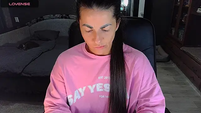 Snapshot of Aria_Dl chatting on 10/01/25, 11:16 Aria Dl online show from 10/01/25, 11:16