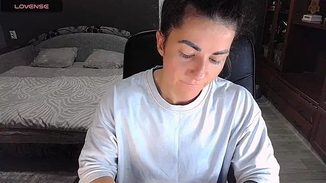 Snapshot of Aria_Dl chatting on 11/04/25, 05:34 Aria Dl online show from 11/04/25, 05:34