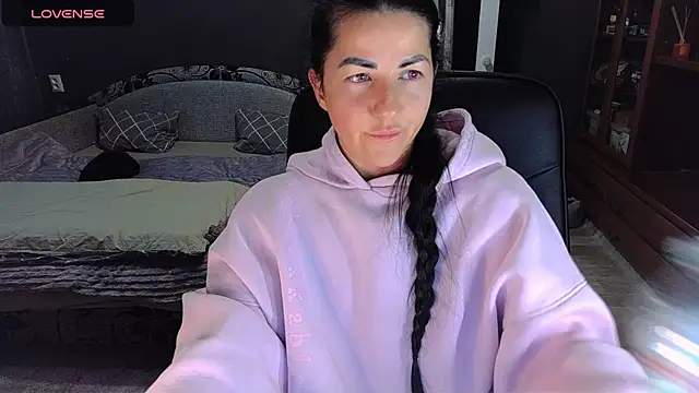 Aria Dl online show from 02/10/26, 02:21