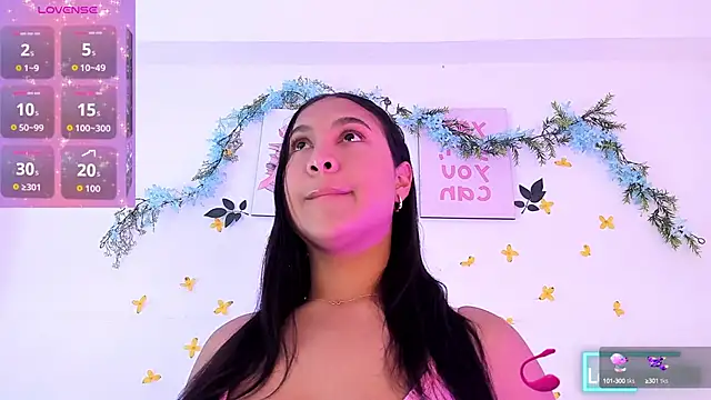 Snapshot of _karenestrada chatting on 10/08/25, 05:27 karenestrada online show from 10/08/25, 05:27