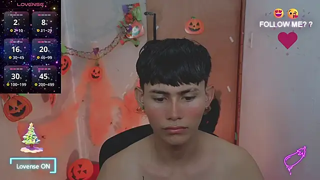 Snapshot of tanjiro_cute chatting on 11/22/25, 05:06 tanjiro cute online show from 11/22/25, 05:06