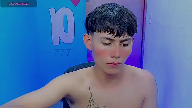 Snapshot of tanjiro_cute chatting on 04/19/26, 04:01 tanjiro cute online show from 04/19/26, 04:01