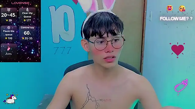Snapshot of tanjiro_cute chatting on 05/31/26, 10:22 tanjiro cute online show from 05/31/26, 10:22