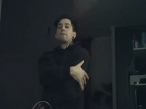 Crissis   online show from 05/03/26, 02:17