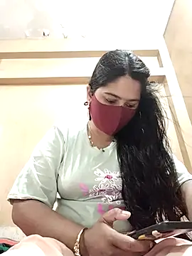 Magical Girl- online show from 03/17/25, 03:14