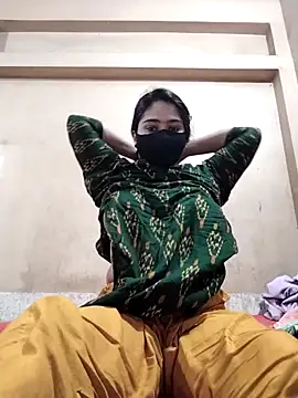 Magical Girl- online show from 12/15/25, 03:55