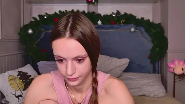 RebeccaMartons online show from 01/14/25, 04:04