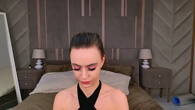 RebeccaMartons online show from 02/20/25, 12:19