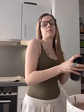 Snapshot of TerrasWildlife chatting on 02/26/25, 03:41 TerrasWildlife online show from 02/26/25, 03:41