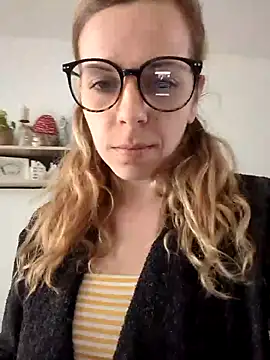 Snapshot of TerrasWildlife chatting on 03/11/25, 09:45 TerrasWildlife online show from 03/11/25, 09:45