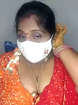 Sexy Radhikaa online show from 02/28/25, 07:48