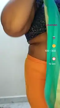 Snapshot of Sexy_Radhikaa chatting on 07/11/26, 11:35 Sexy Radhikaa online show from 07/11/26, 11:35