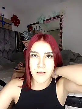 Snapshot of laura_arias018 chatting on 12/04/25, 08:01 laura arias018 online show from 12/04/25, 08:01