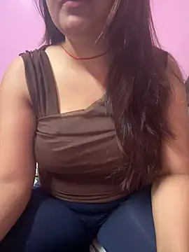 Snapshot of _nishalove19 chatting on 03/19/25, 06:55  nishalove19 online show from 03/19/25, 06:55