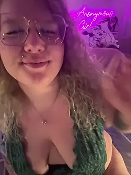 CurvyAnonymousGirl89 online show from 03/03/26, 04:57