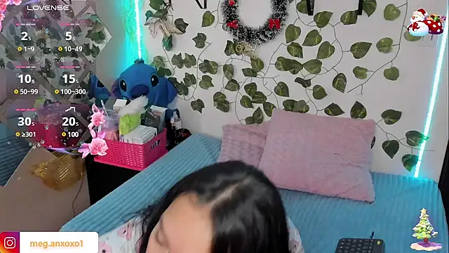 Snapshot of Megan_sophia2 chatting on 12/05/24, 12:55 Megan sophia2 online show from 12/05/24, 12:55