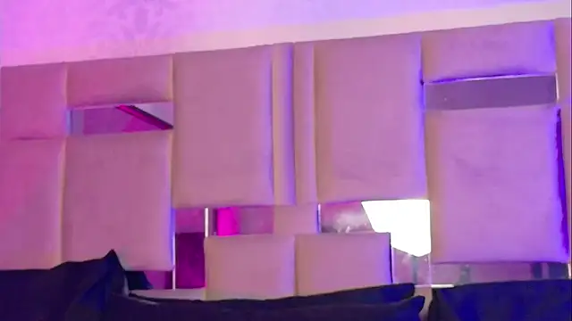 natacha  black  online show from 01/17/26, 06:00