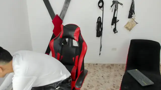 Snapshot of Harry_LatinBoy chatting on 11/10/25, 07:35 Harry LatinBoy online show from 11/10/25, 07:35