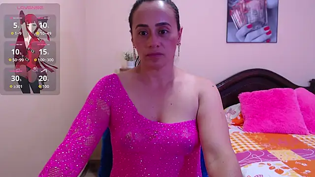 sara florez1 online show from 09/30/25, 12:59