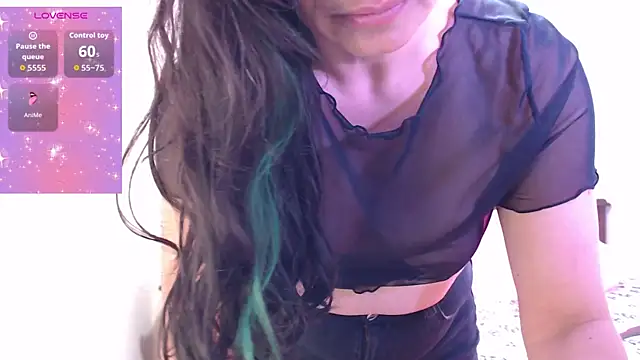 sara florez1 online show from 10/28/25, 11:14