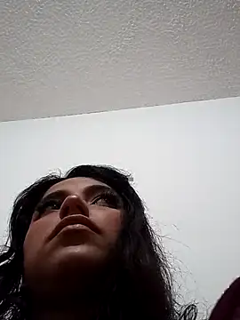 Naomy veracruz  online show from 12/21/25, 02:46