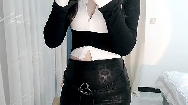 zoe-keke online show from 02/24/25, 01:42