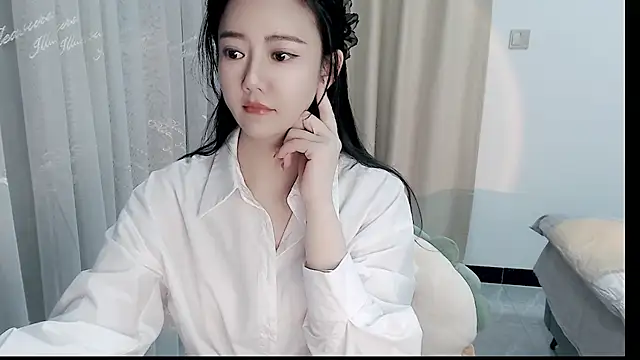 zoe-keke online show from 03/08/25, 11:05