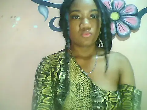 Snapshot of Fariana01 chatting on 01/17/25, 10:23 Fariana01 online show from 01/17/25, 10:23