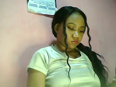 Snapshot of Fariana01 chatting on 01/30/25, 07:59 Fariana01 online show from 01/30/25, 07:59