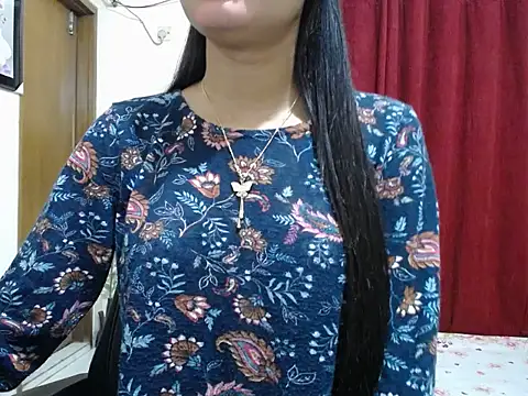 Snapshot of taisina chatting on 02/19/25, 11:36 taisina online show from 02/19/25, 11:36